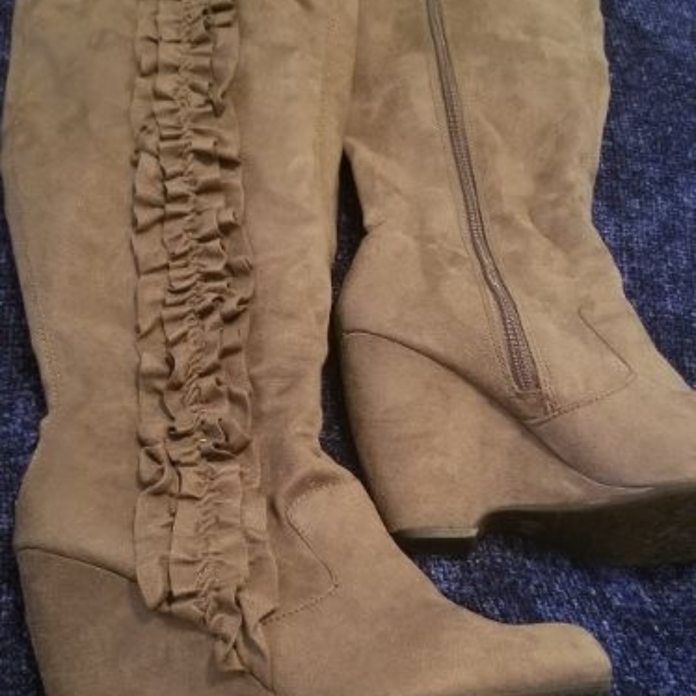 Gray Suede Wedge Boots